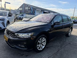 Coche accidentado Volkswagen Passat 1.5 TSI 110KW DSG Navi Clima Led Camera Virtual Cockpit Business NAP 2022/7