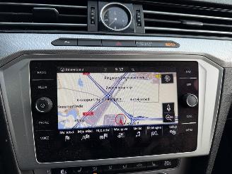 Volkswagen Passat 1.6 TDI 88KW DSG Clima Navi Comfortline picture 10