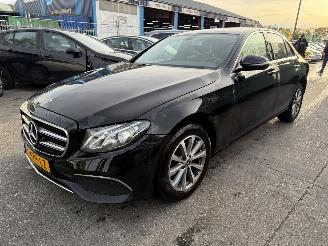 skadebil auto Mercedes E-klasse 200D Autom. 118KW Clima Navi Sfeerverlichting Led Xenon 2020/5