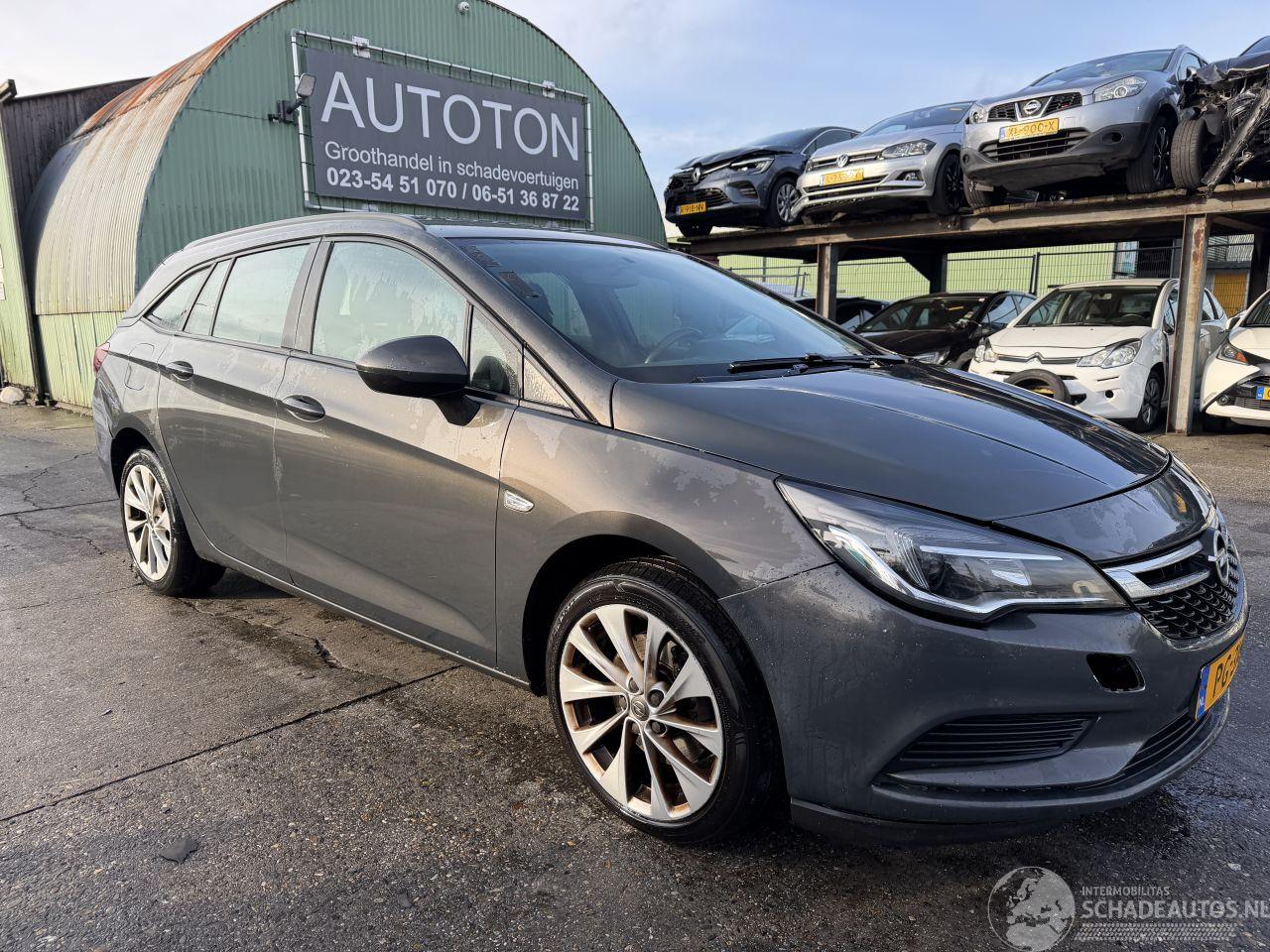 Opel Astra 1.6 CDTI 81KW Clima Navi Led Xenon Business