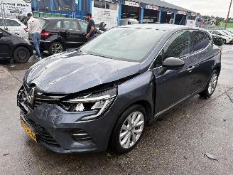 Renault Clio 1.6 E-Tech Hybrid 140 R.S. Line 69&24kW picture 5