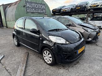 Peugeot 107 1.0 50KW Airco Led Active 5-Drs NAP picture 3