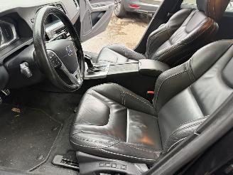 Volvo V-60 2.4 D6 Autom. 162KW Twin Engine Schuifdak Navi Led R-Design NAP picture 7