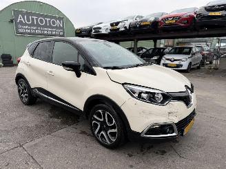 skadebil auto Renault Captur 0.9 TCE 66KW Clima Navi Led Dynamique NAP 2013/8