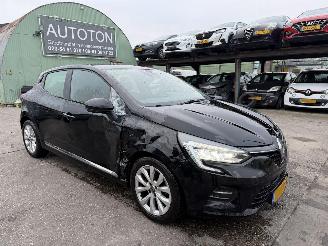 skadebil auto Renault Clio 1.0 TCE 74KW Clima Led Zen 5-Drs NAP 2019/8