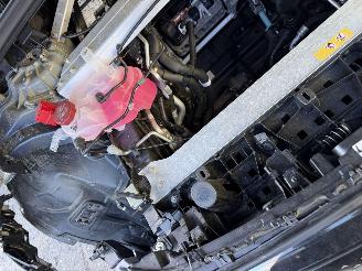 Mercedes EQE 300 SUV 91 kWh 180KW Pano Clima Navi Sport Edition NAP picture 14