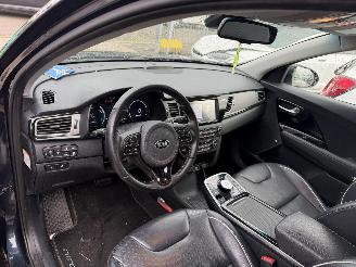 Kia e-Niro 64 kWh 150KW Autom. Clima Navi Led Xenon ExecutiveLine picture 10