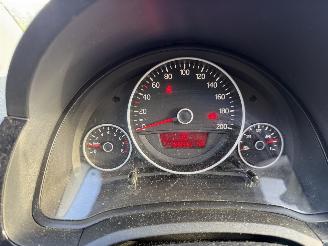 Volkswagen Up! 1.0 44KW High Up Pano Navi Airco Bleumotion NAP picture 12