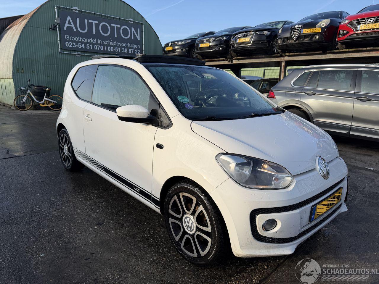 Volkswagen Up! 1.0 44KW High Up Pano Navi Airco Bleumotion NAP