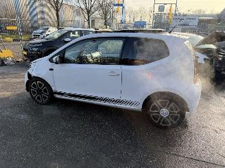 Volkswagen Up! 1.0 44KW High Up Pano Navi Airco Bleumotion NAP picture 5