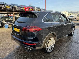 Unfallwagen Porsche Cayenne 3.0 S 245KW E-Hybrid Autom. Pano Clima Navi Led NAP 2015/12