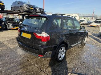 BMW X3 2.0i 110KW Navi Clima Executive Anniversary picture 3