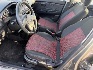 Kia Picanto 1.0 46KW Seven Airco 5-Drs NAP picture 10