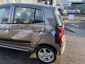 Kia Picanto 1.0 46KW Seven Airco 5-Drs NAP picture 15