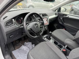 Volkswagen Tiguan 1.5 TSI 96KW Navi Clima Comfortline Led NAP picture 5
