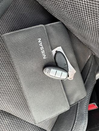 Nissan Qashqai 1.2 85KW Pano Clima Navi Premier Edition Led 360view picture 12