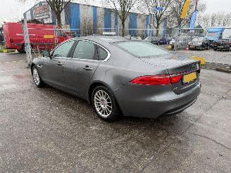Schadeauto Jaguar XF 2.0D 120KW Autom. Clima Navi Leer Xenon Portfolio NAP 2017/11