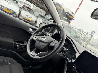 Ford Fiesta 1.0 Ecoboost 92KW Hybrid Titanium X Led Clima Navi NAP picture 10