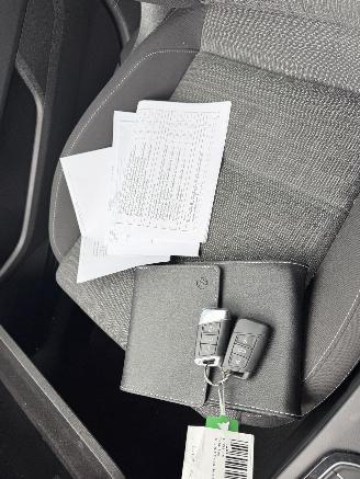 Volkswagen Passat 1.5 TSI 110KW DSG Clima Navi Led Xenon Business R NAP picture 14