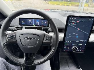 Ford Mustang Mach-e 98 kWh Extended 210KW RWD picture 10