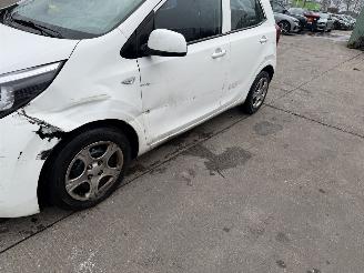 Kia Picanto 1.0 DPI 49KW Airco 5-Drs Comfortline NAP picture 13
