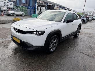 Coche accidentado Mazda MX-30 36 kWh 107KW e-Skyactiv Comfort Clima Navi Led HUD NAP 2021/9