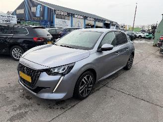 Vaurioauto  passenger cars Peugeot 208 1.2 74KW GT Clima Navi Led Virtual Cockpit 5-Drs 2022/3