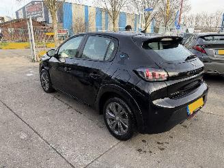 Peugeot e-208 50 kWh EV 100KW Active Pack Clima Navi Led 5-Drs NAP picture 4