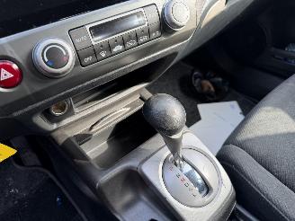 Honda Civic 1.3 Hybrid 70KW Autom. Clima picture 11