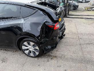 Tesla Model Y 75 kWh Long Range AWD 258KW Clima Navi Pano Led NAP picture 16