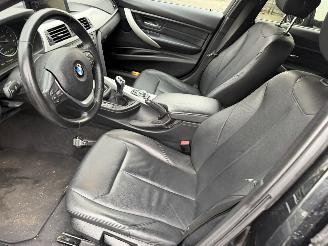 BMW 3-serie 320i 125KW Clima Navi Leer Led Xenon High Executive NAP picture 7