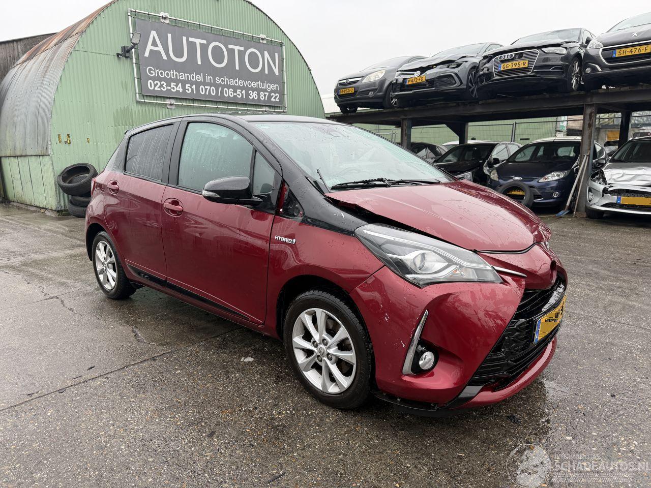 Toyota Yaris 1.5 Hybrid 65KW Autom. Clima Navi Led Camera Executive