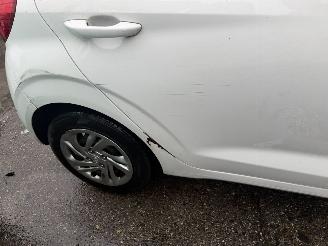 Hyundai I-10 1.0 49KW Comfort Airco 5-Deurs Led NAP picture 19