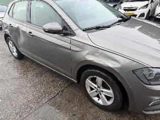 Volkswagen Polo 1.0 TSI 70KW Clima Navi Camera Led Comfortline NAP picture 19