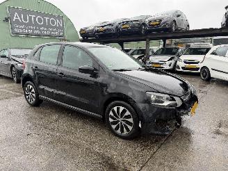 Schadeauto Volkswagen Polo 1.0 70KW Airco Bleumotion 5-Deurs NAP 2016/3