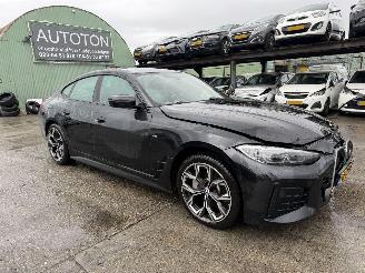 Damaged car BMW i4 84 kWh eDrive40 250KW Clima Navi Leer Led Xenon 2022/7