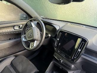Volvo XC40 70 kWh Recharge Plus 170KW Clima Navi picture 9