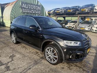 krockskadad bil auto Audi Q5 55 TFSI e Competition Quattro Pano Clima Navi Led Xenon S-Line 2021/4
