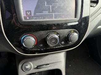 Renault Captur 1.5 DCI 66KW Navi Airco Led Zen NAP picture 11