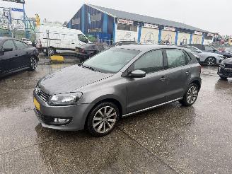 krockskadad bil auto Volkswagen Polo 1.0 44KW Airco 5-Deurs 2014/4