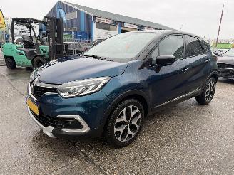 skadebil auto Renault Captur 0.9 TCE 66KW Clima Navi Led Intens NAP 2019/10