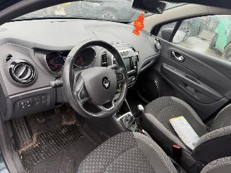 Renault Captur 0.9 TCE 66KW Clima Navi Led Intens NAP picture 6