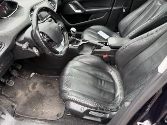 Peugeot 308 1.6 Bluehdi 88KW Pano Clima Navi Camera Executive Pack NAP picture 8