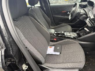 Peugeot e-208 50 kWh 100KW EV Clima Navi Led Active Pack NAP picture 5