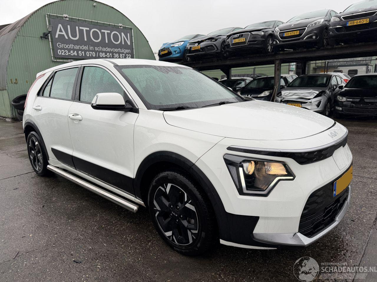 Kia Niro 46.8 kWh 150KW Clima Navi Led Camera NAP