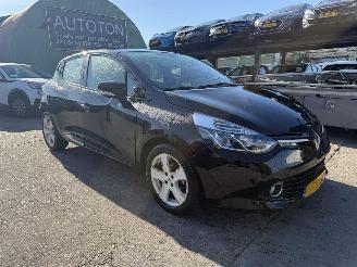 Schadeauto Renault Clio 0.9 TCE 66KW Navi Clima Led Dynamique 2012/11