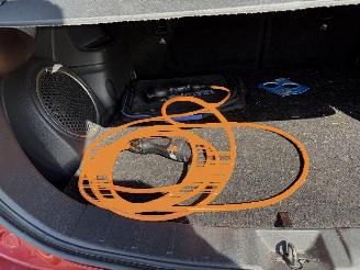 Mitsubishi Outlander 2.4 PHEV 99KW Clima Navi Schuifdak IntenseNAP picture 16