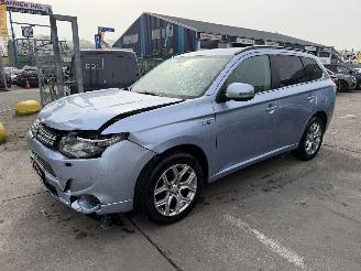 Mitsubishi Outlander 2.0 PHEV Autom. Clima Navi Executive Edition picture 2