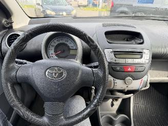 Toyota Aygo 1.0-12V 50KW Airco 5-Drs picture 7