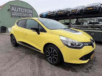 Auto incidentate Renault Clio 0.9 TCE 66KW 7-Edition Clima Navi Led 2014/4